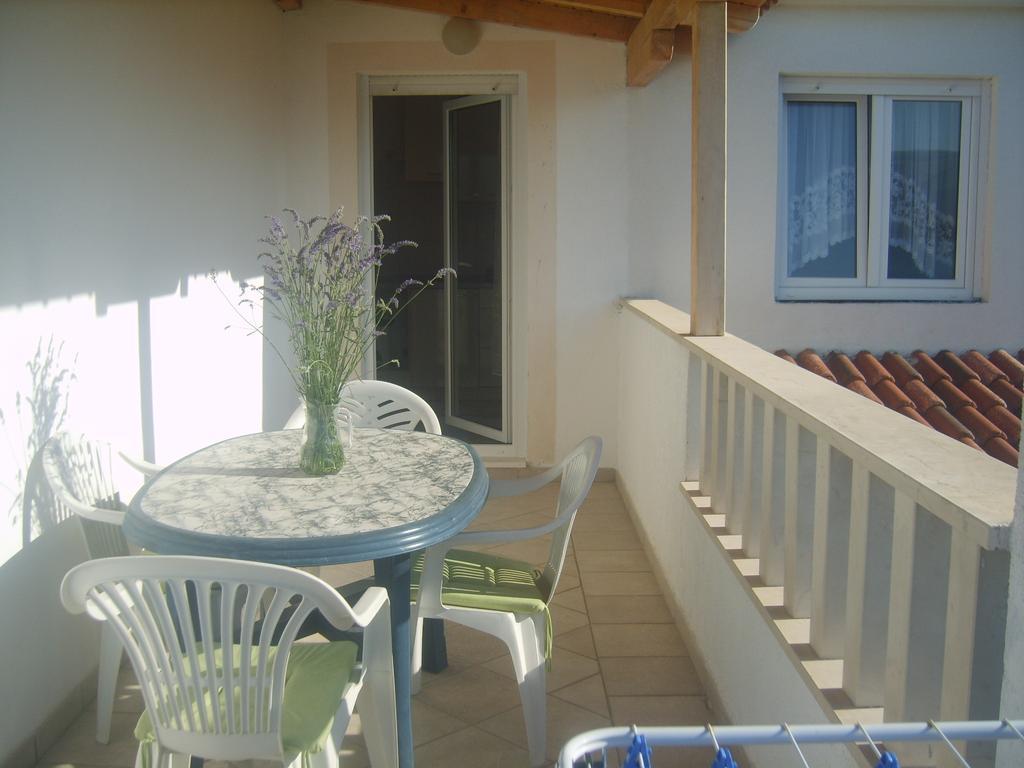 Apartments Iva Alla Trogir Rum bild