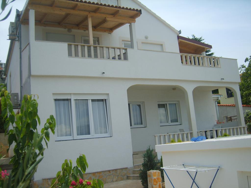 Apartments Iva Alla Trogir Exteriör bild