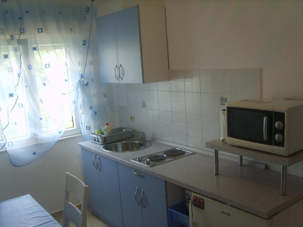 Apartments Iva Alla Trogir Rum bild